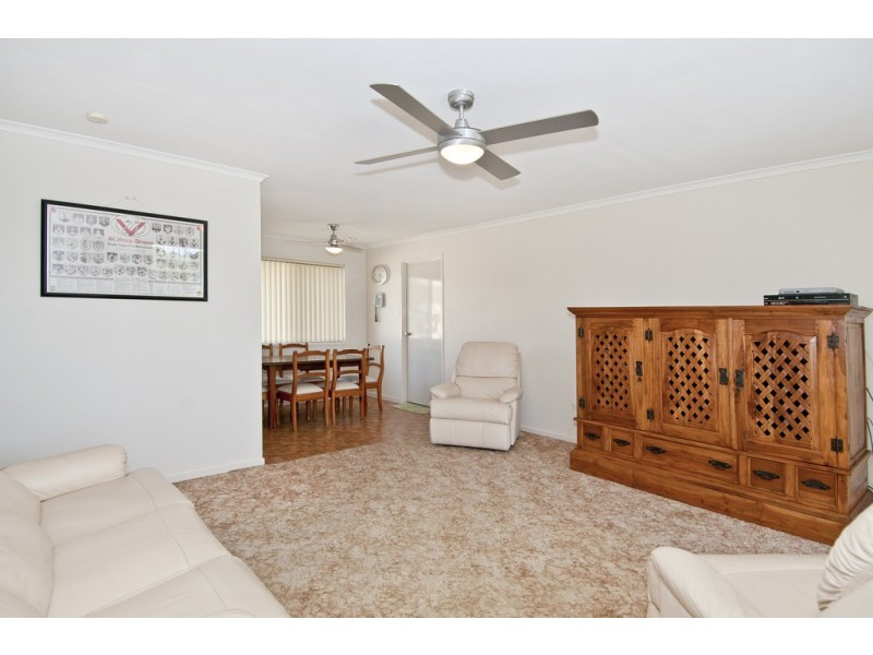 46 Glendevon Cr, Mount Warren Park QLD 4207