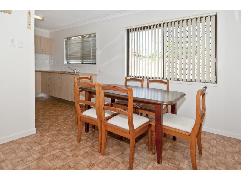 46 Glendevon Cr, Mount Warren Park QLD 4207