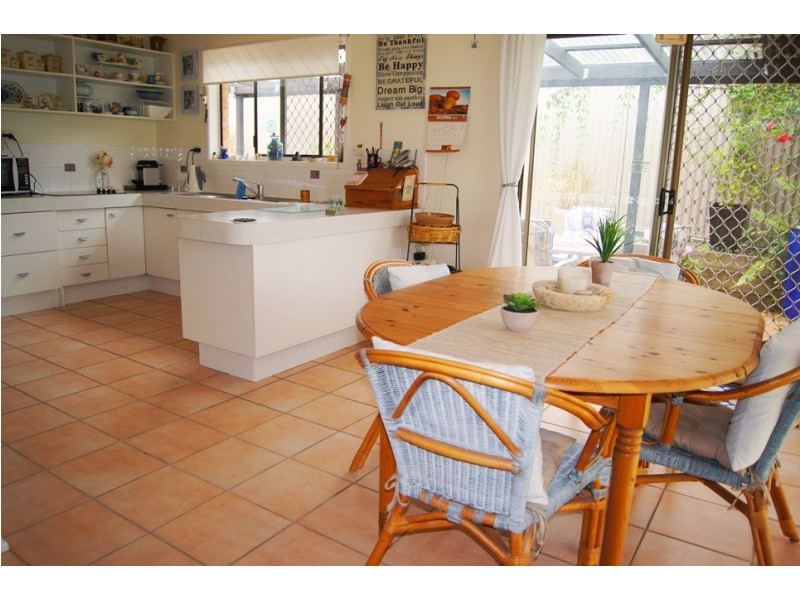 2 Ainslee Court, Mount Warren Park QLD 4207