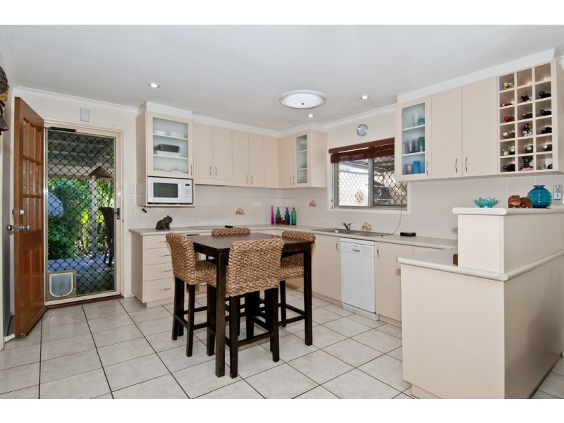 10 Meadow Crescent, Beenleigh QLD 4207