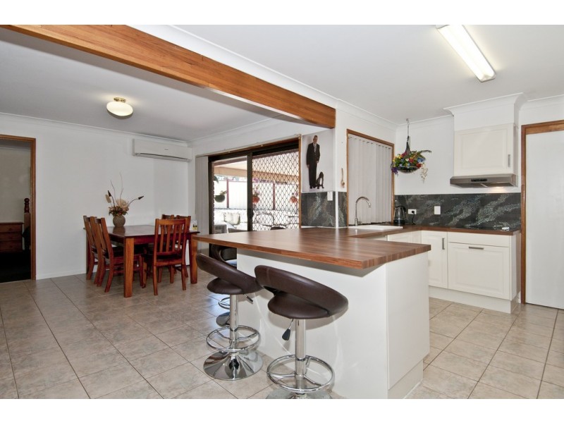 11 Honeyman Street, Mount Warren Park QLD 4207