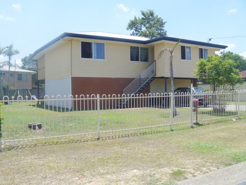 4 Winton Place, Beenleigh QLD 4207