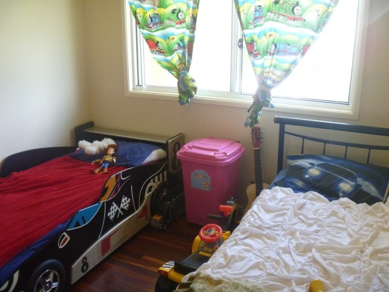 4 Winton Place, Beenleigh QLD 4207