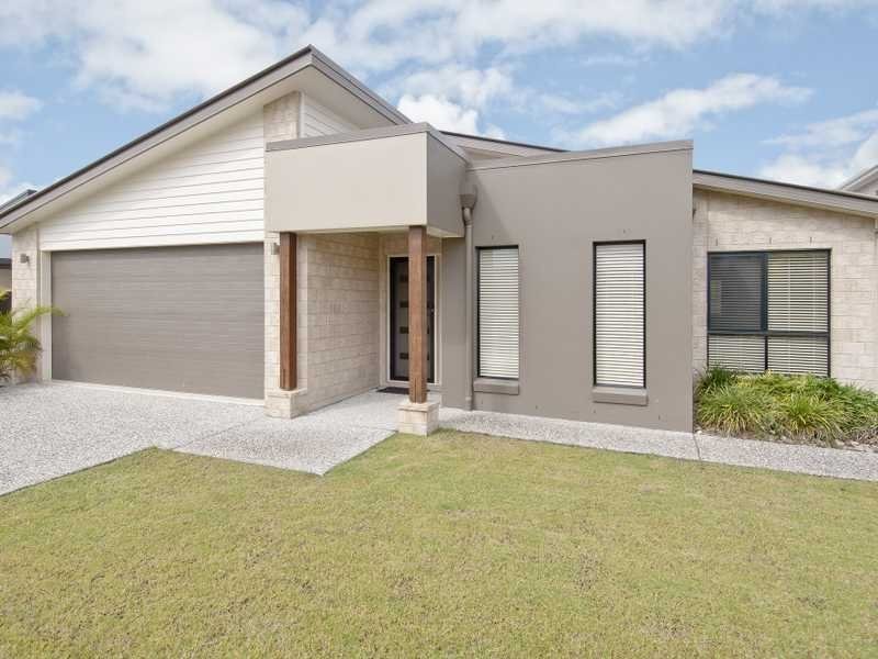 26 Long Island Drive, Windaroo QLD 4207