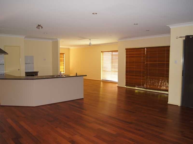 16 Easy Street, Loganholme QLD 4129