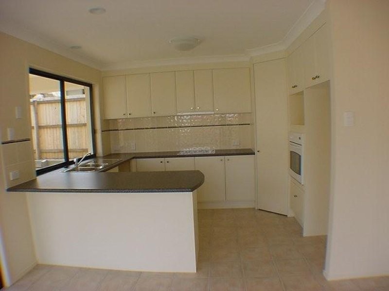 175 Saturn Crescent, Bridgeman Downs QLD 4035