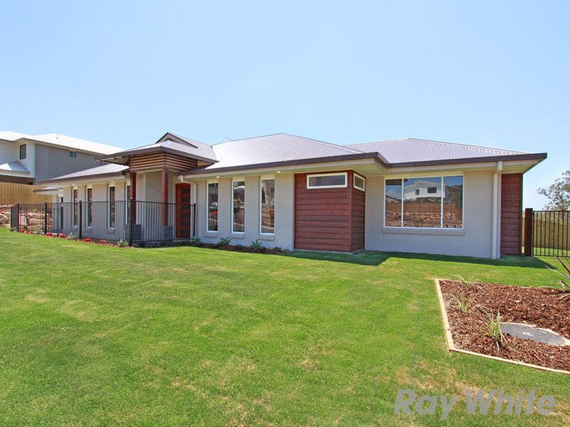 25 Hollow Crescent, Narangba QLD 4504