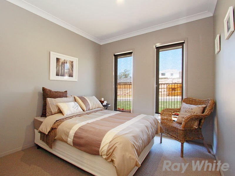 25 Hollow Crescent, Narangba QLD 4504