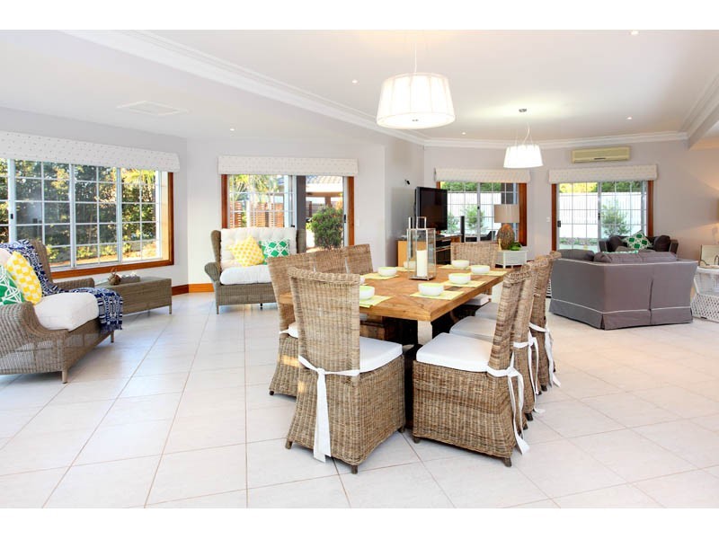 135 Bridgeman Road, Bridgeman Downs QLD 4035