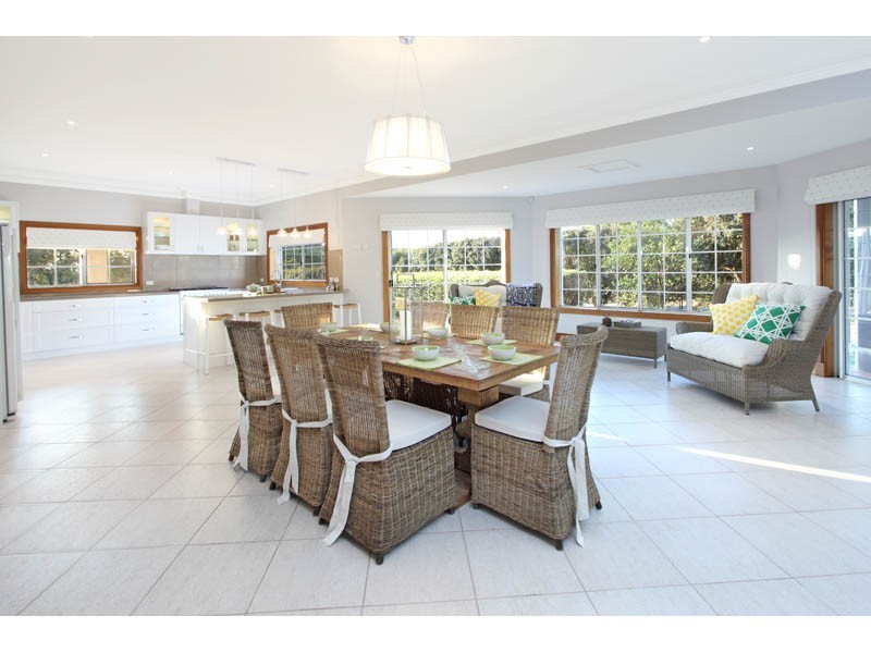 135 Bridgeman Road, Bridgeman Downs QLD 4035