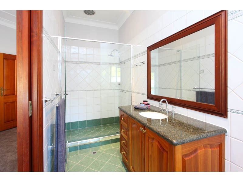 135 Bridgeman Road, Bridgeman Downs QLD 4035