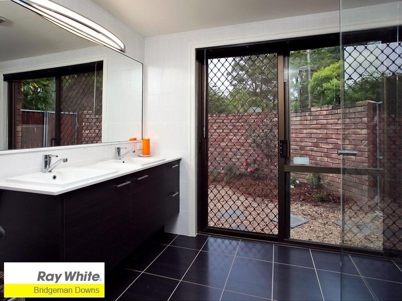 4 Adams Road, Cashmere QLD 4500