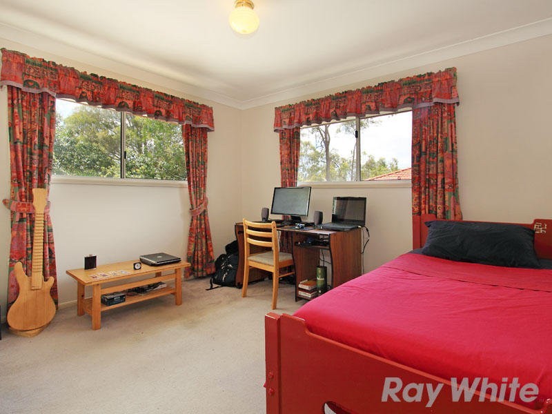 24 Karri Place, Bridgeman Downs QLD 4035