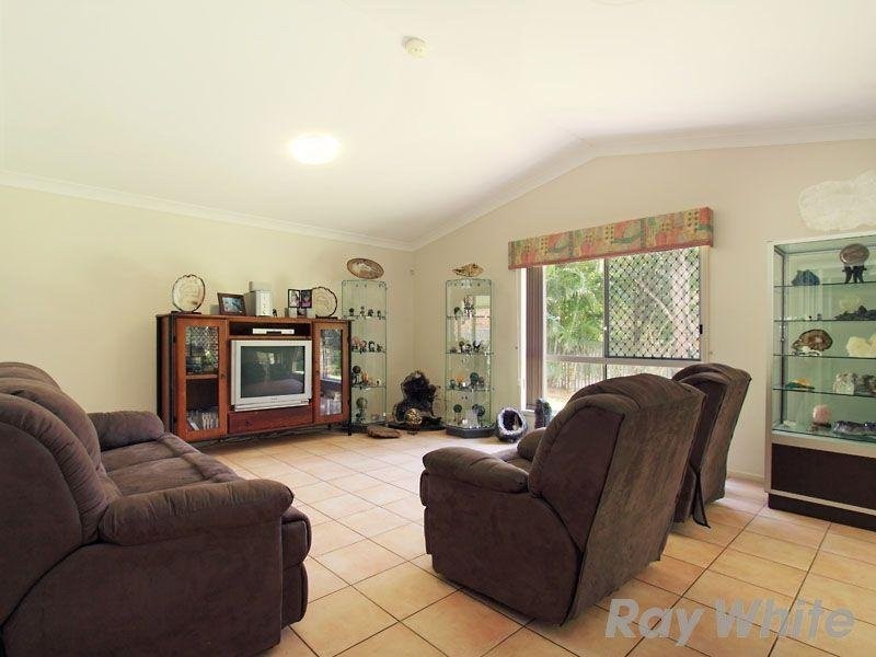 24 Karri Place, Bridgeman Downs QLD 4035