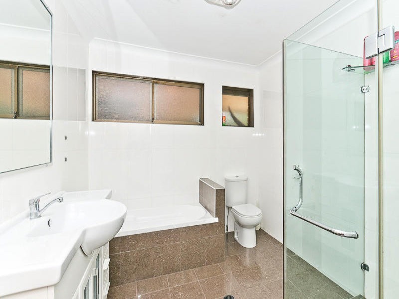 340 Bridgeman Road, Bridgeman Downs QLD 4035