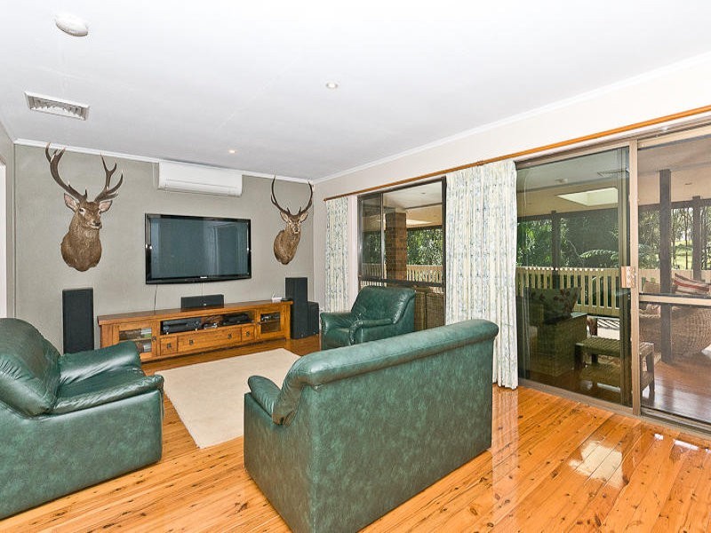 340 Bridgeman Road, Bridgeman Downs QLD 4035