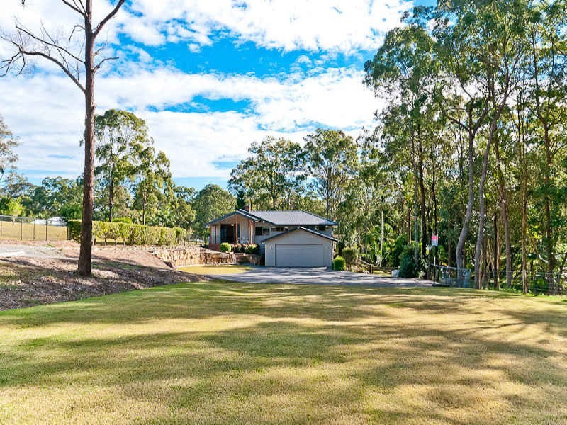 340 Bridgeman Road, Bridgeman Downs QLD 4035