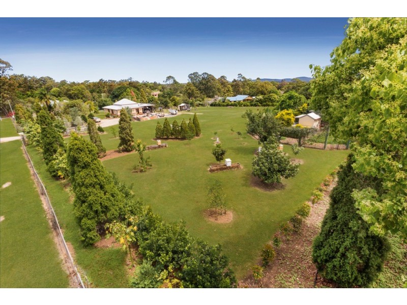 118 Bronson Street, Bridgeman Downs QLD 4035