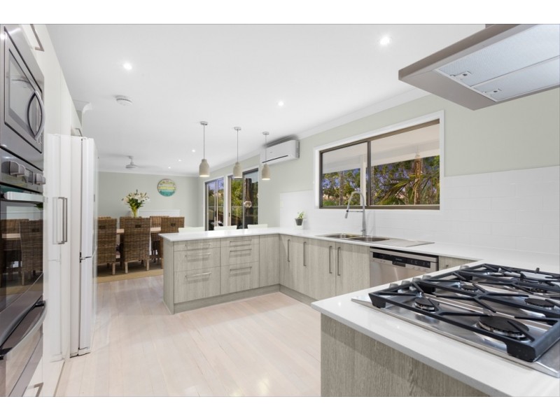 25 Nicholas Street, Mcdowall QLD 4053