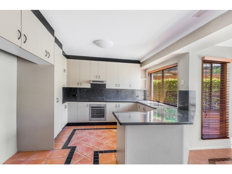 17 Waterford Place, Bridgeman Downs QLD 4035