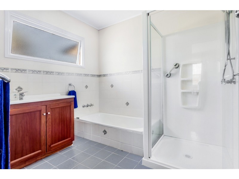 11 Dolcoath Street, Albany Creek QLD 4035