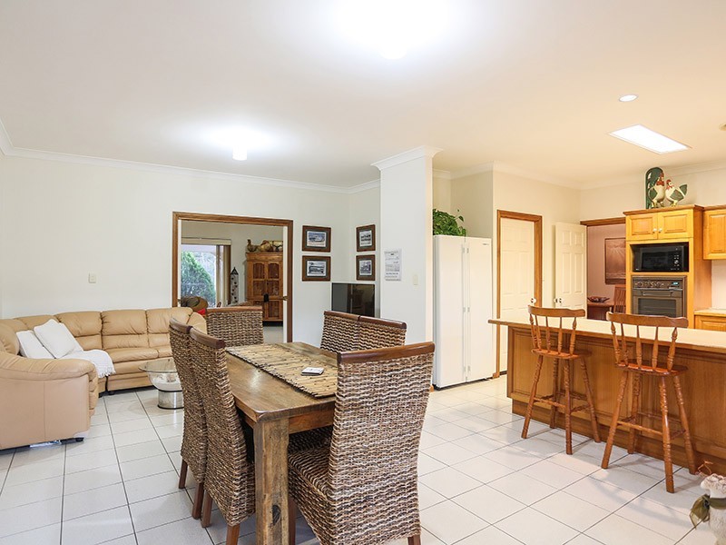 26 Hidden Valley Drive, Eatons Hill QLD 4037