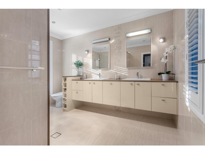 3 Flametree Street, Bridgeman Downs QLD 4035