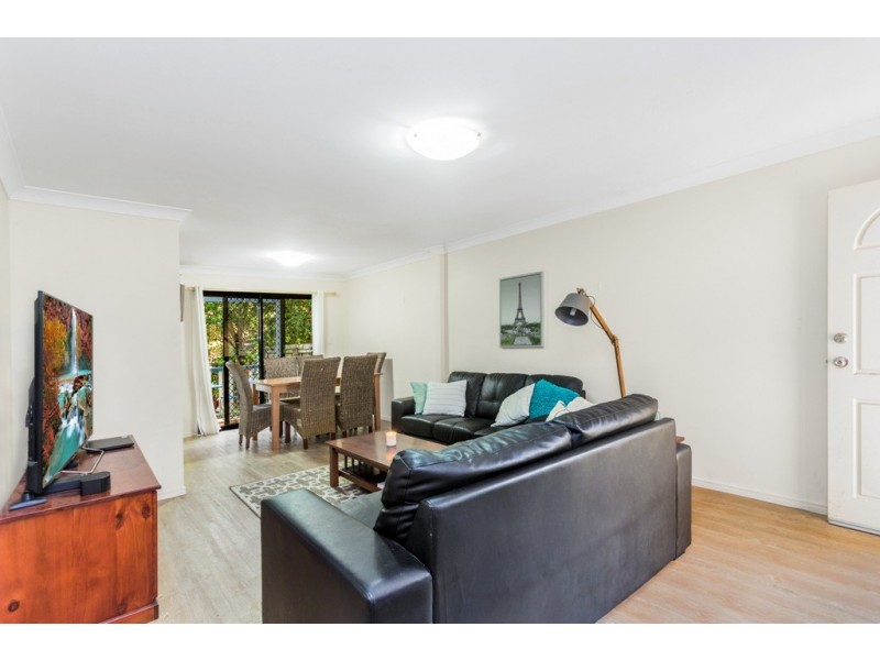5/6 Rainey Street, Chermside QLD 4032