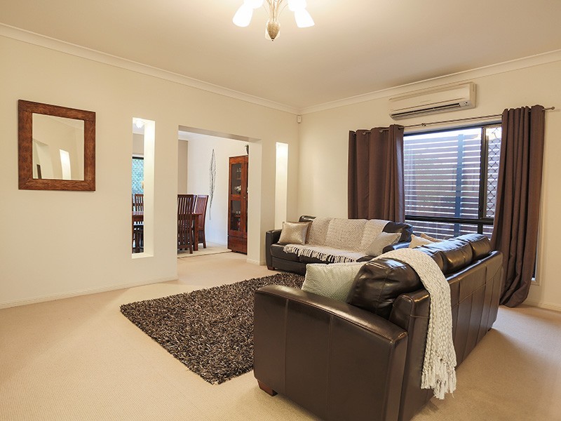 23 Aquarius Place, Bridgeman Downs QLD 4035