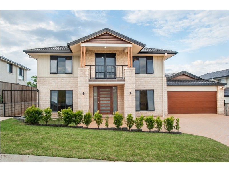 3 Leo Place, Bridgeman Downs QLD 4035