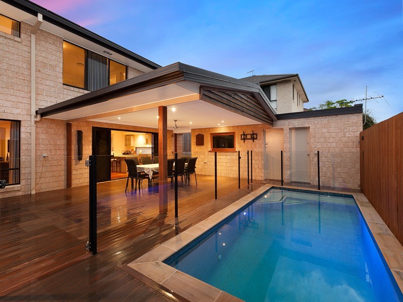 3 Leo Place, Bridgeman Downs QLD 4035