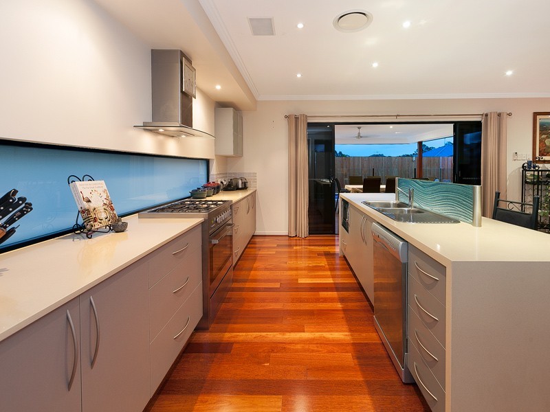 3 Leo Place, Bridgeman Downs QLD 4035