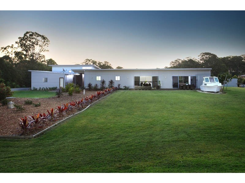 24 Priestley Road, Bridgeman Downs QLD 4035