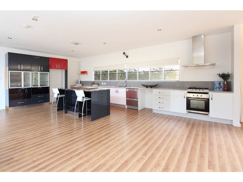 24 Priestley Road, Bridgeman Downs QLD 4035