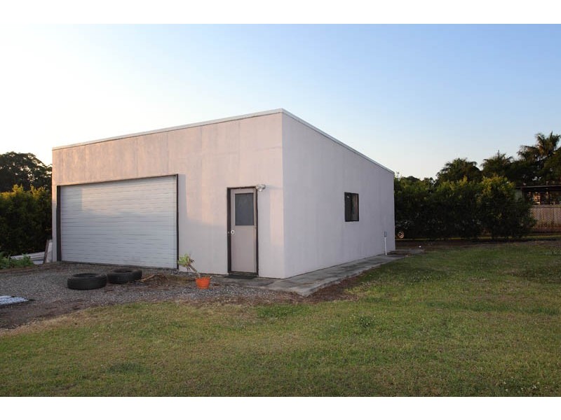 24 Priestley Road, Bridgeman Downs QLD 4035