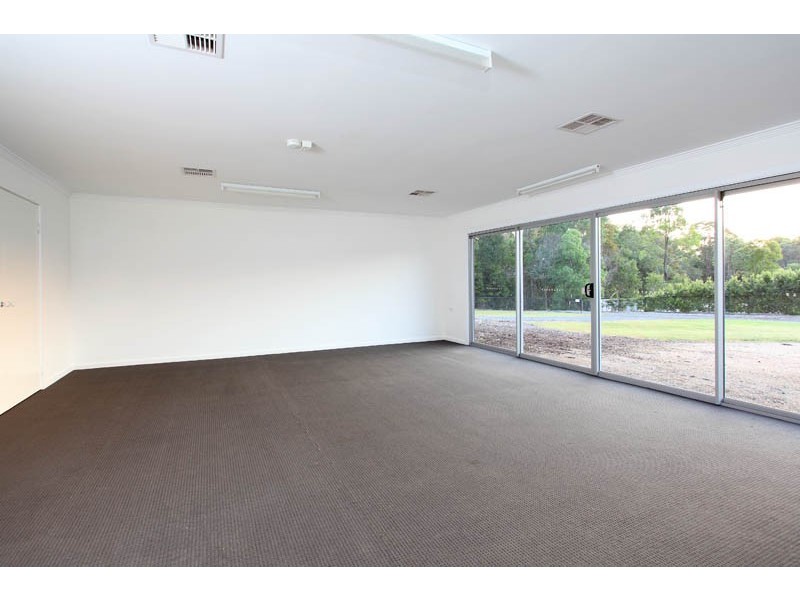 24 Priestley Road, Bridgeman Downs QLD 4035