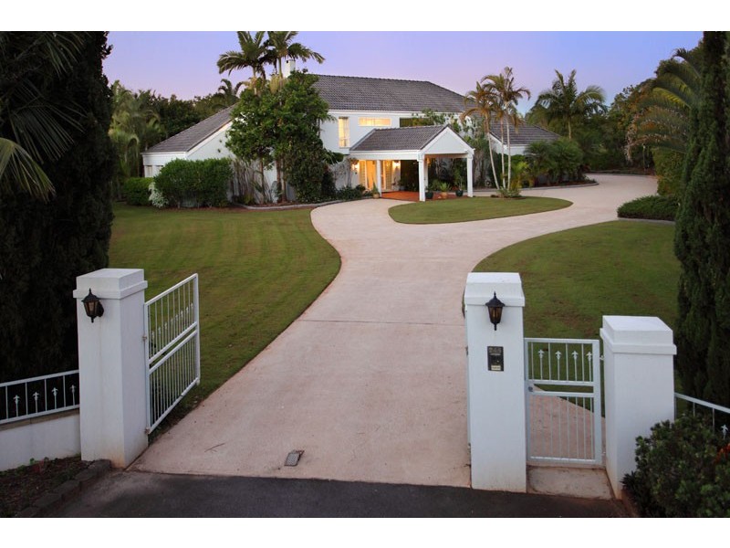 245 Graham Road, Bridgeman Downs QLD 4035