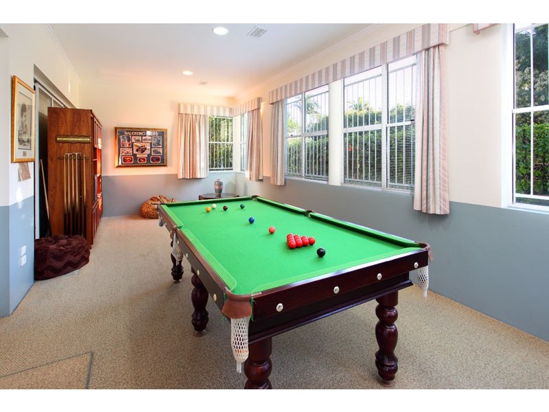 245 Graham Road, Bridgeman Downs QLD 4035