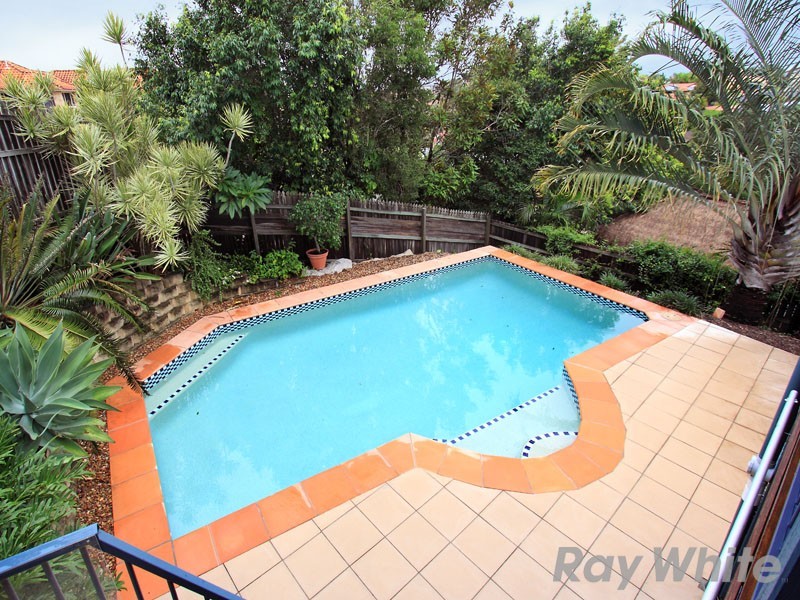 6 Meilland Court, Eatons Hill QLD 4037