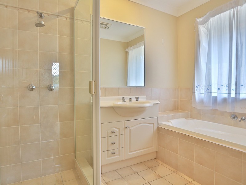 46 Dicaprio Circuit, Bridgeman Downs QLD 4035