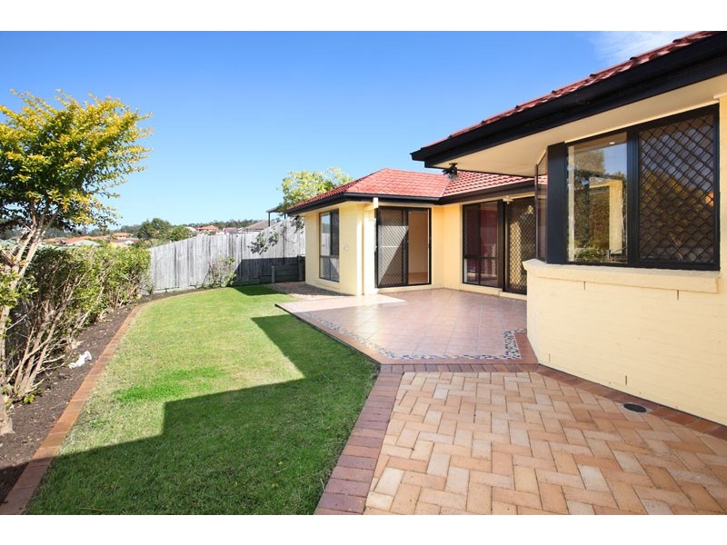 6 Sellers Place, Mcdowall QLD 4053