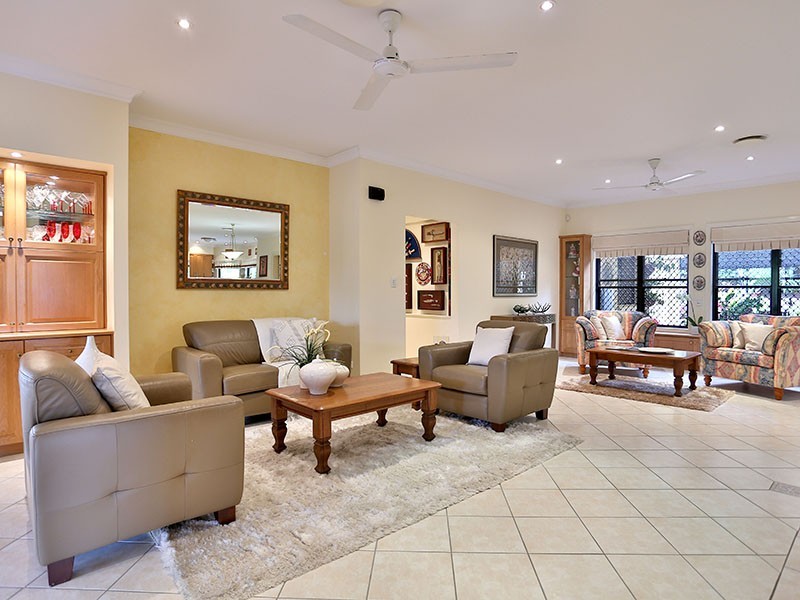 28 Alba Place, Bridgeman Downs QLD 4035