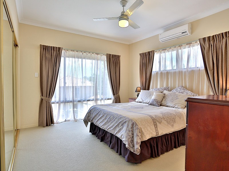 76 Casuarina Street, Bridgeman Downs QLD 4035