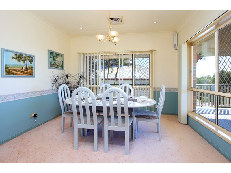 56 Oxford Crescent, Bridgeman Downs QLD 4035