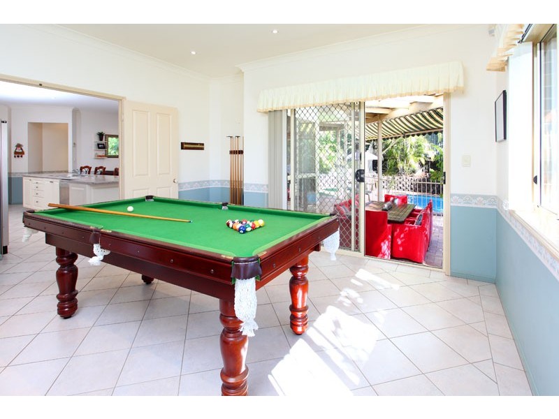 56 Oxford Crescent, Bridgeman Downs QLD 4035