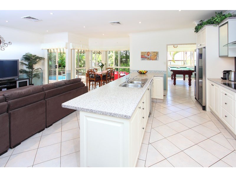 56 Oxford Crescent, Bridgeman Downs QLD 4035