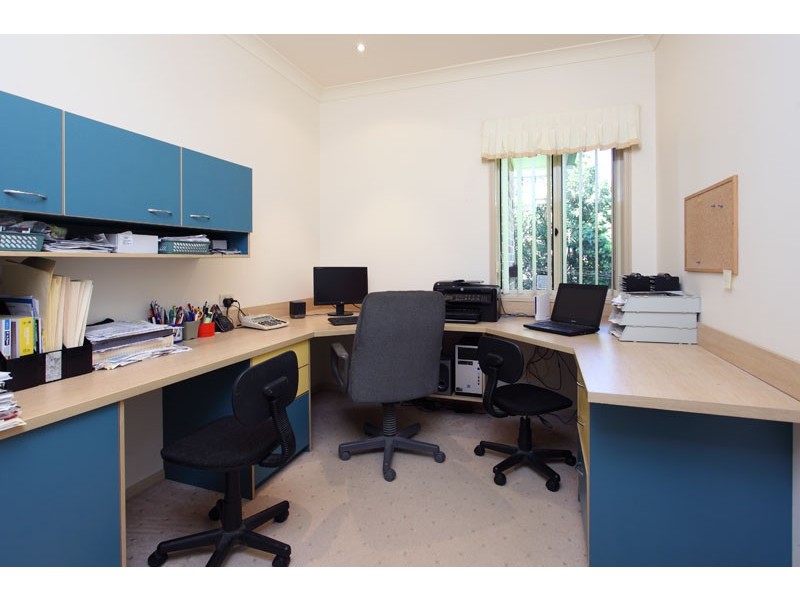 56 Oxford Crescent, Bridgeman Downs QLD 4035