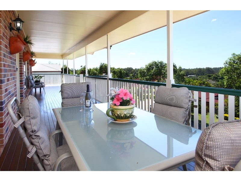 56 Oxford Crescent, Bridgeman Downs QLD 4035