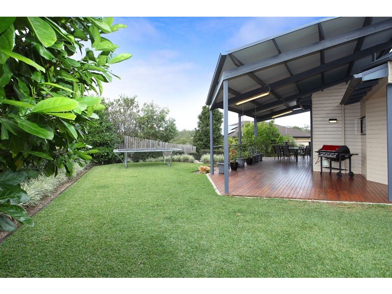 12 Ironbark Place, Bridgeman Downs QLD 4035