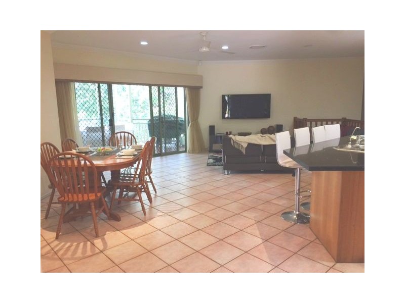 12 Fiddlewood Place, Bridgeman Downs QLD 4035